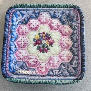Forever My Daughter by Bradford
Exchange Quilt Pattern Collective Plate 1997